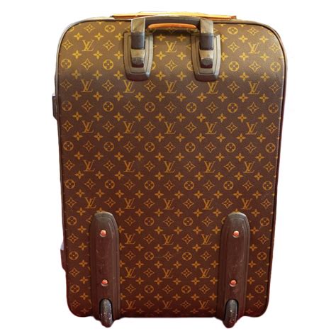 hotel valise louis vuitton|valise louis vuitton prix.